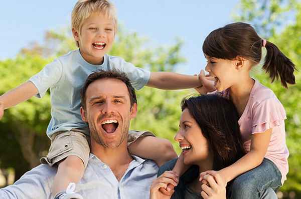 Семейные отношения: как построить отношения с родителями 